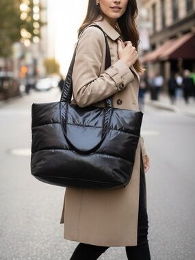 GAP Black Metallic Lightweight Cloud Puffer Tote Handbag/Shoulder Bag Snap Close